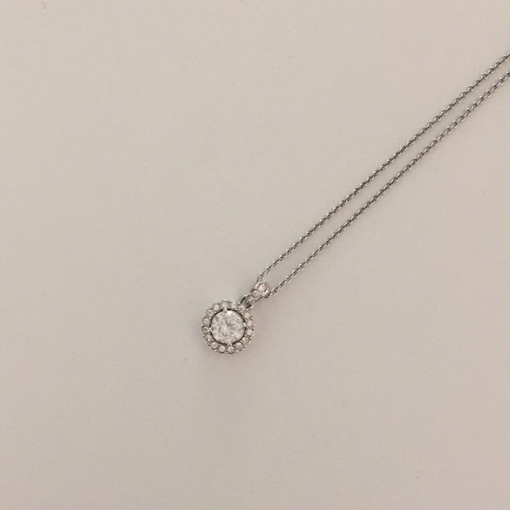 Silver nadri halo necklace